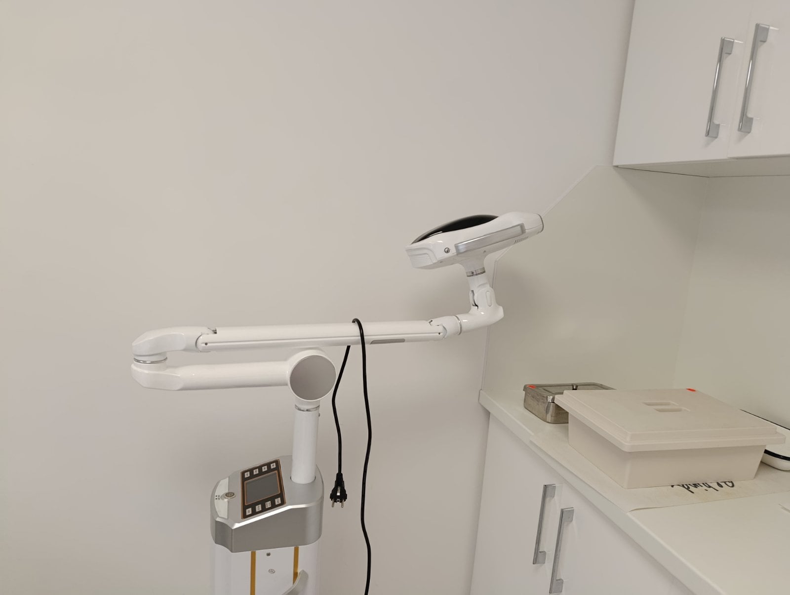 Pure Smile whitening LED lamp